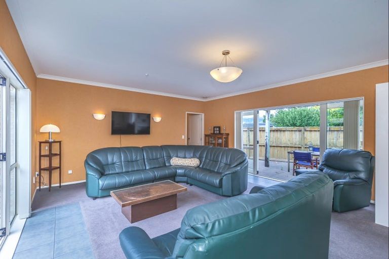 Photo of property in 50 Easton Way, Levin, 5510