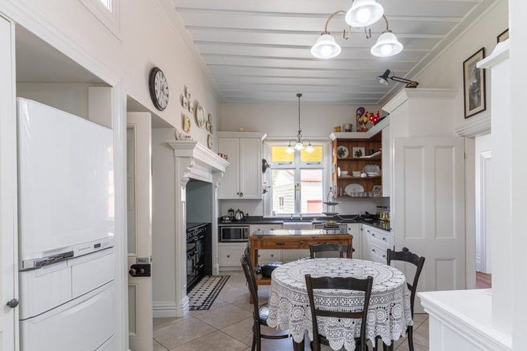 Photo of property in 7 Rutland Street, Picton, 7220