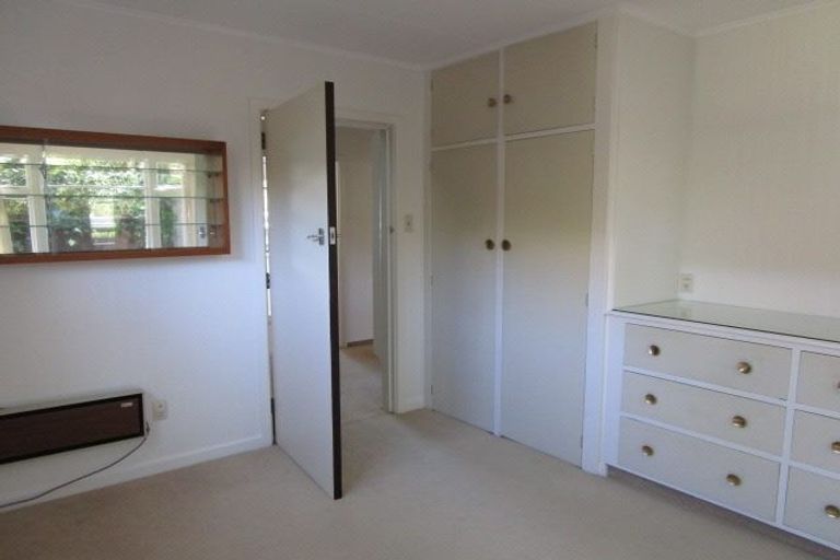 Photo of property in 100 Palatine Terrace, Saint Martins, Christchurch, 8022