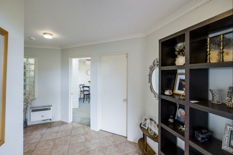 Photo of property in 76a Churchill Drive, Taradale, Napier, 4112
