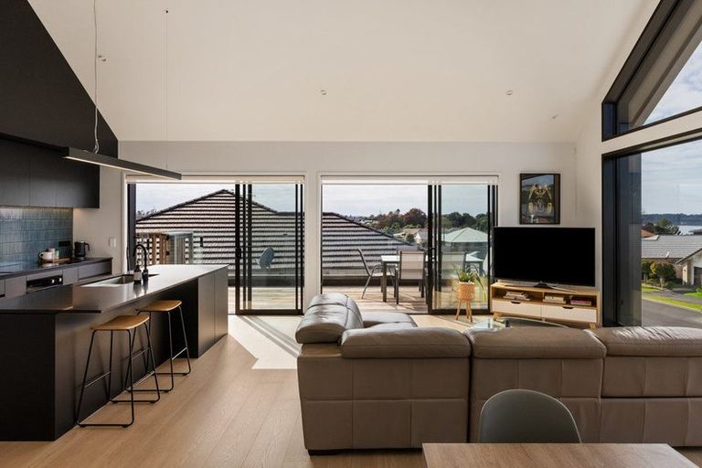 Photo of property in 50 Bert Wall Drive, Omokoroa, 3114