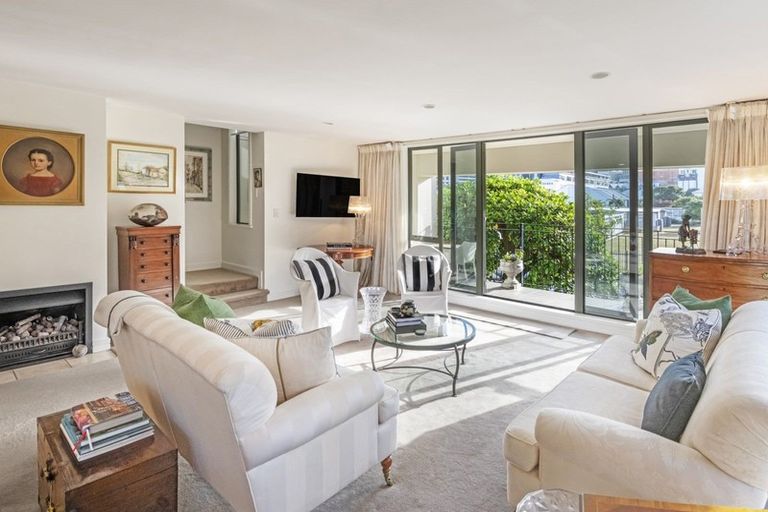 Photo of property in 28u6 Hobson Street, Thorndon, Wellington, 6011