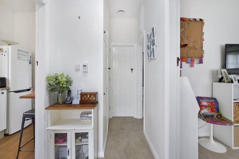 Photo of property in 202 Lyttelton Street, Spreydon, Christchurch, 8024