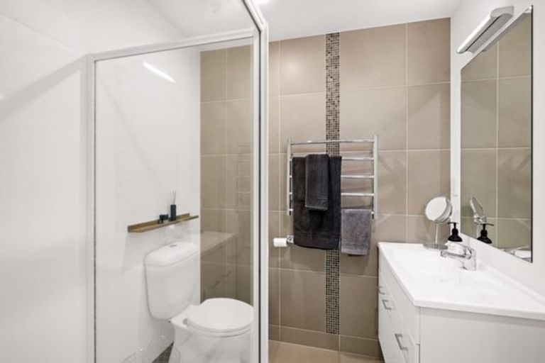 Photo of property in 323/17 Link Crescent, Stanmore Bay, Whangaparaoa, 0932