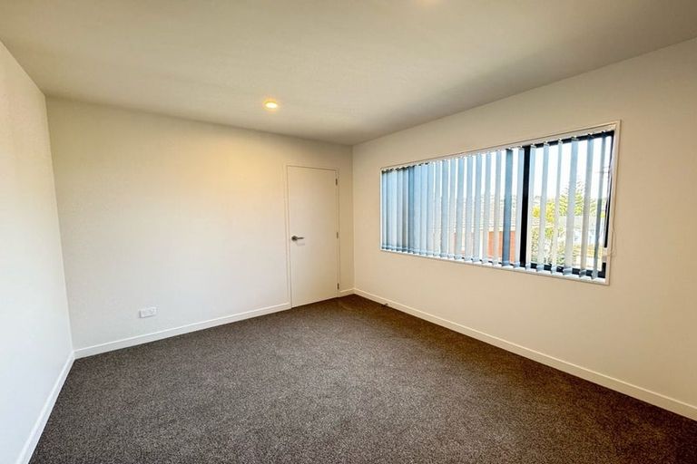Photo of property in 40b Knightsbridge Drive, Forrest Hill, 0620