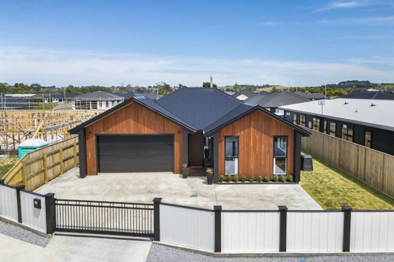 Photo of property in 12 Kanzan Grove, Maewa, Feilding, 4702