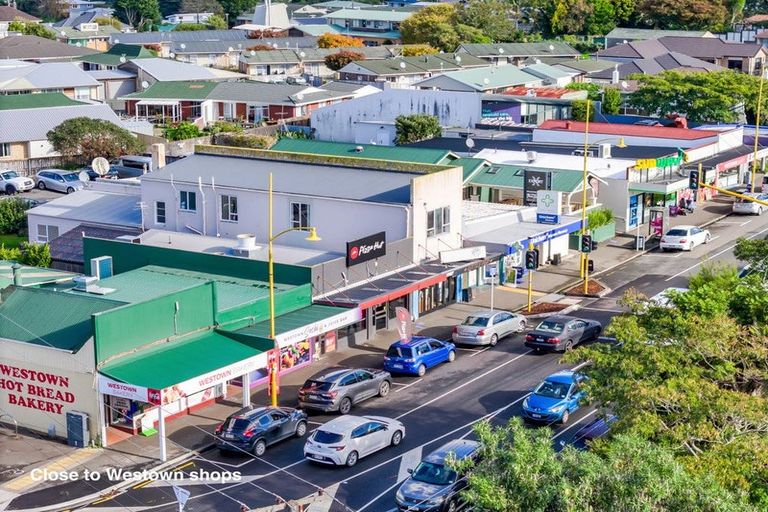 Photo of property in 3 Dorset Avenue, Westown, New Plymouth, 4310