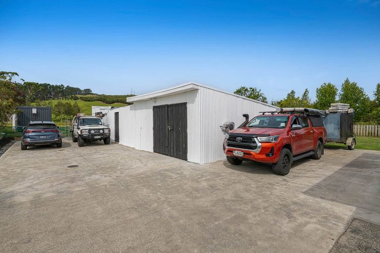 Photo of property in 2744 Kaipara Coast Highway, Glorit, Warkworth, 0984