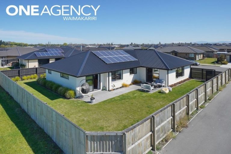 Photo of property in 16 Goodwin Street, Rangiora, 7400