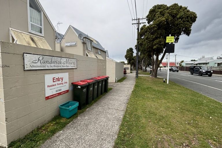 Photo of property in 17/118-122 Randwick Road, Moera, Lower Hutt, 5010