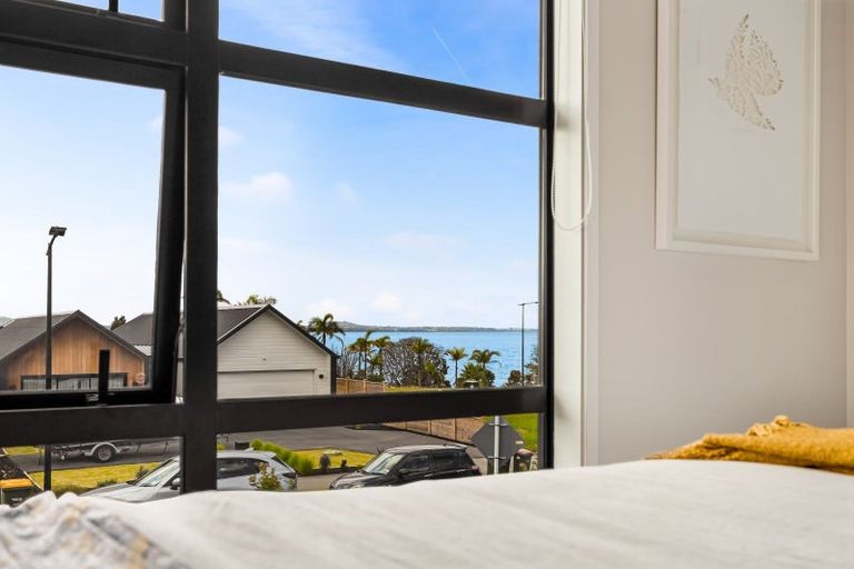 Photo of property in 35 Treloar Crescent, Hobsonville, Auckland, 0616