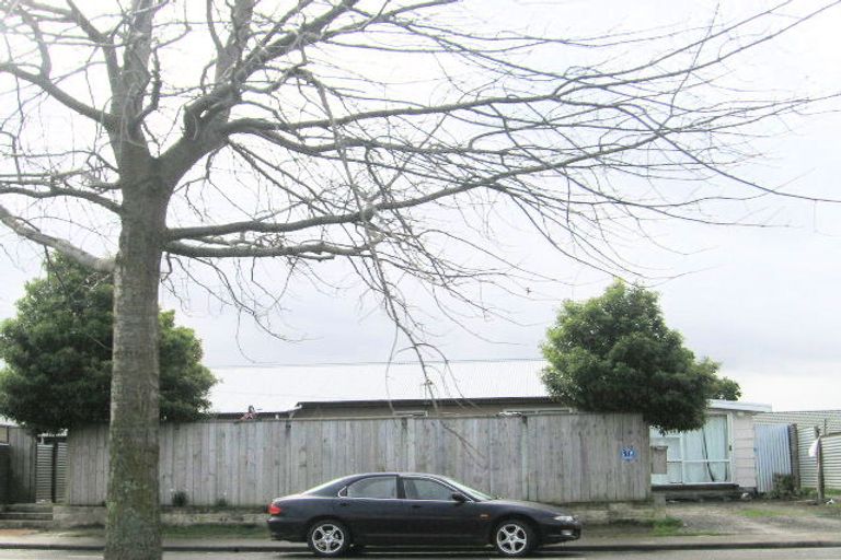 Photo of property in 252 Flaxmere Avenue, Flaxmere, Hastings, 4120