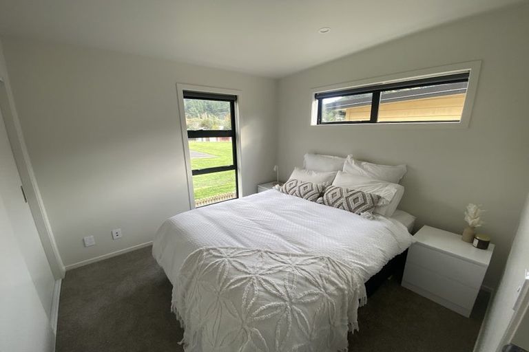 Photo of property in 10/370 Stokes Valley Road, Stokes Valley, Lower Hutt, 5019