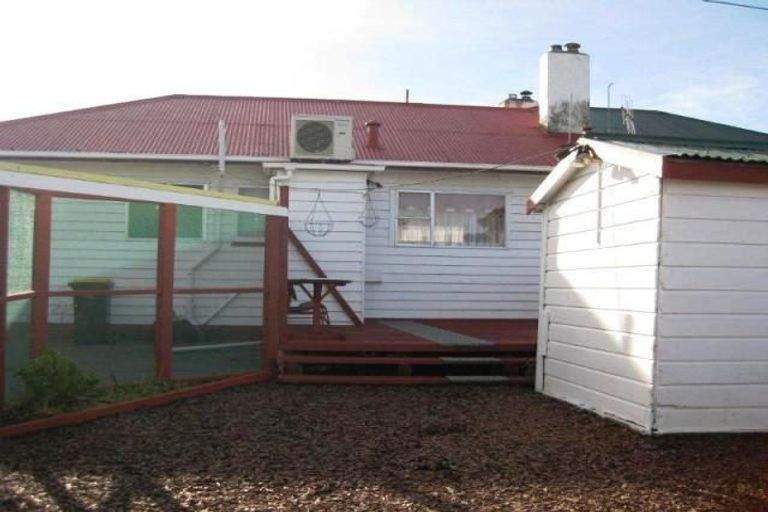 Photo of property in 9 Bridge Street, Tuatapere, 9620
