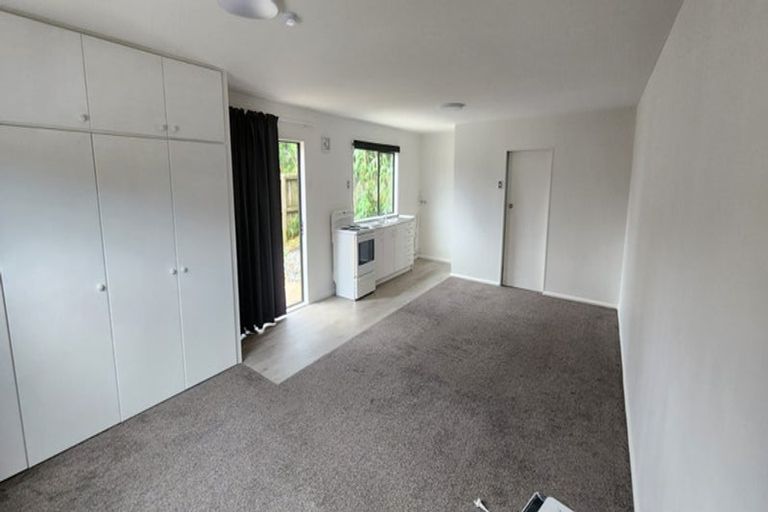 Photo of property in 82 Northcote Road, Northcote, Christchurch, 8052