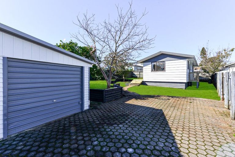 Photo of property in 9a Maynard Place, Temple View, Hamilton, 3218