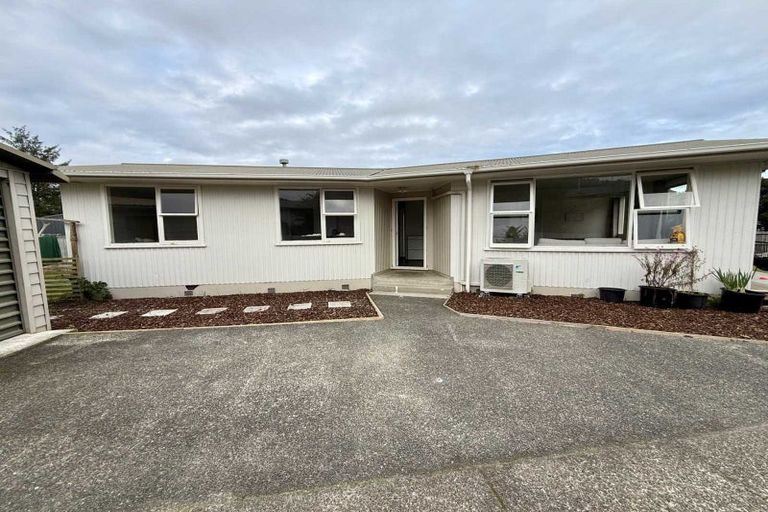 Photo of property in 4 Jade Place, Pukehangi, Rotorua, 3015