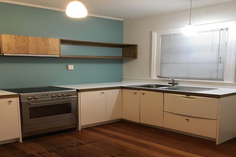 Photo of property in 332u1 Tinakori Road, Thorndon, Wellington, 6011