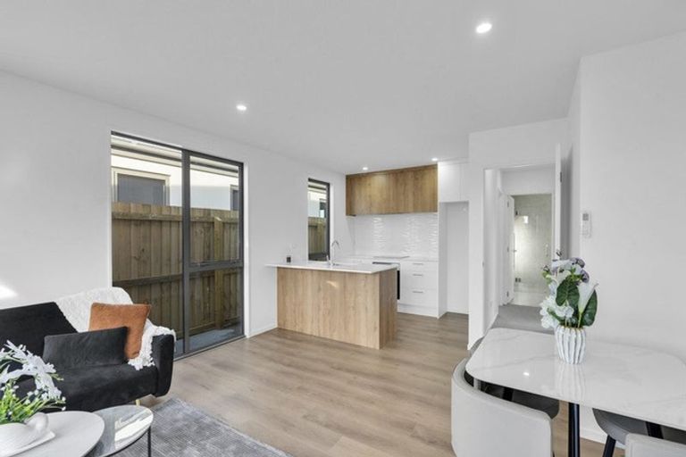 Photo of property in 206a Racecourse Road, Sockburn, Christchurch, 8042