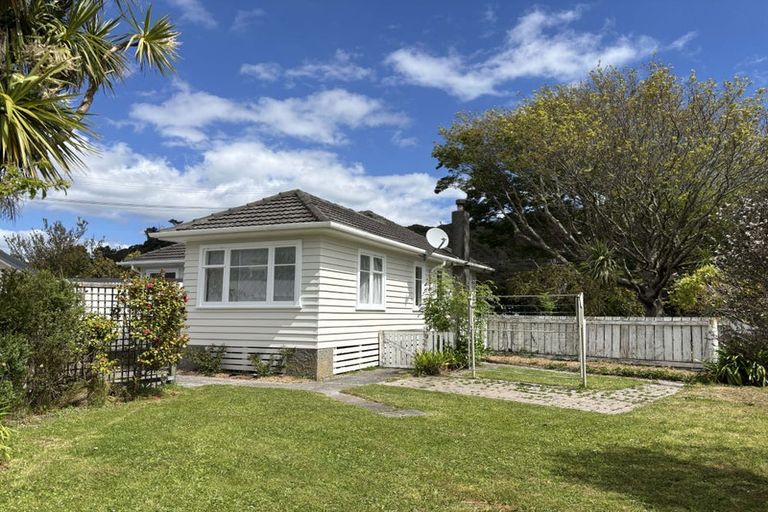 Photo of property in 1 Rimu Street, Wainuiomata, Lower Hutt, 5014