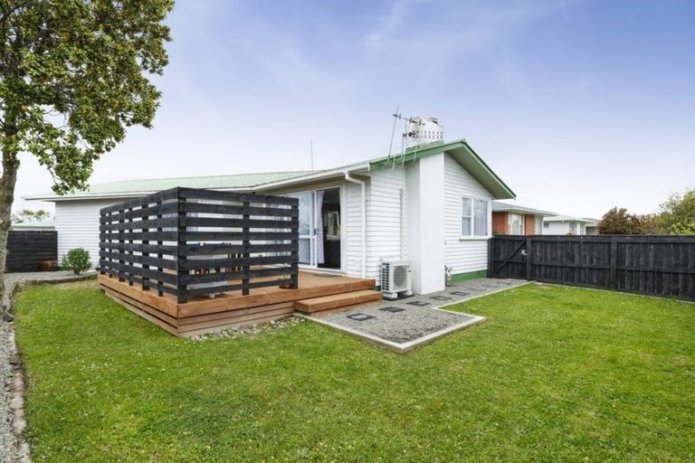Photo of property in 41 Holdsworth Avenue, Milson, Palmerston North, 4414