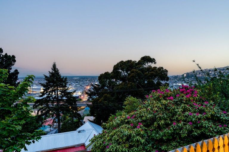 Photo of property in 71 Leckhampton Court, Clyde Hill, Dunedin, 9011