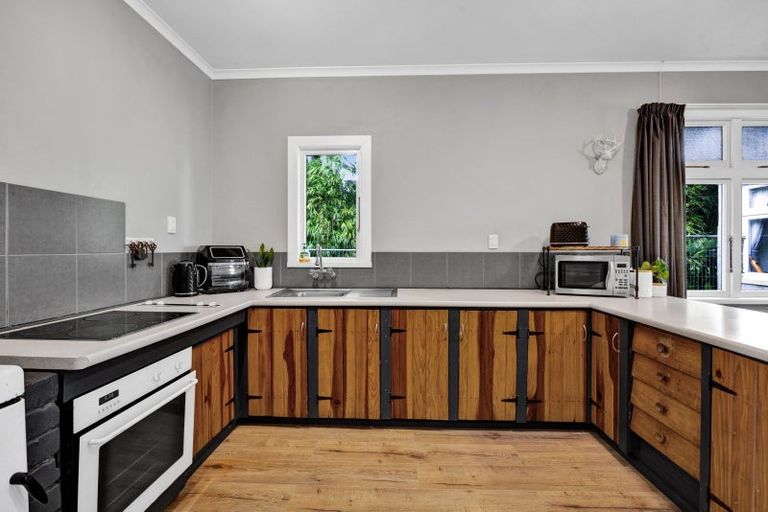 Photo of property in 6 Percy Avenue, Stratford, 4332