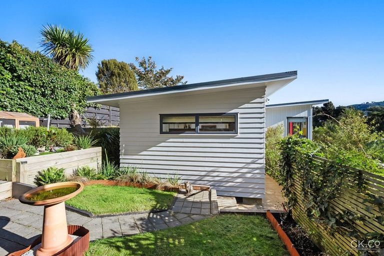 Photo of property in 28 Major Drive, Kelson, Lower Hutt, 5010