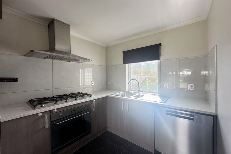 Photo of property in 10 Jezero Drive, Massey, Auckland, 0614