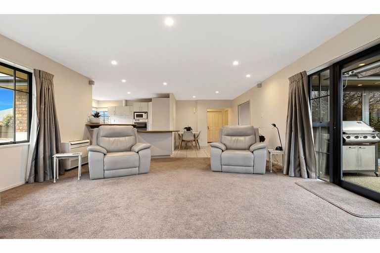 Photo of property in 10 Birchwood Close, Prebbleton, 7604