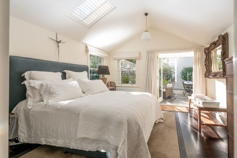 Photo of property in 5 Telford Terrace, Oriental Bay, Wellington, 6011