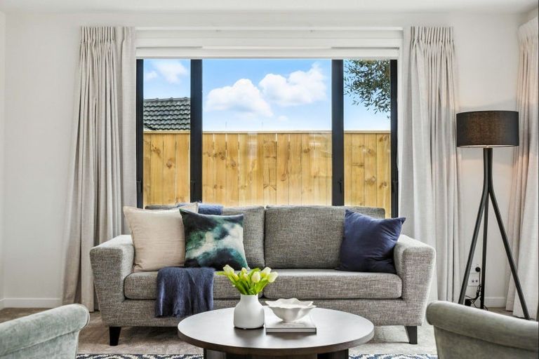 Photo of property in 21a Weraroa Road, Levin, 5510