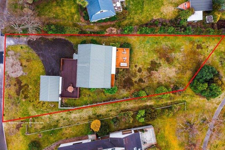 Photo of property in 4 Herea Avenue, Motuoapa, 3382