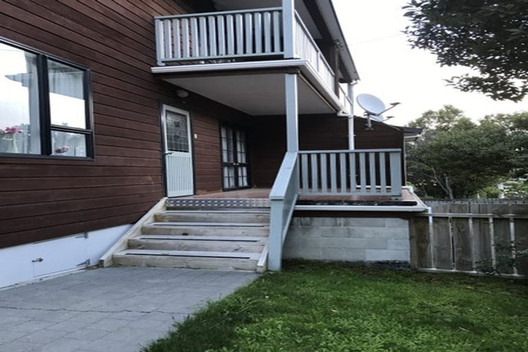 Photo of property in 20 Melrose Road, Island Bay, Wellington, 6023
