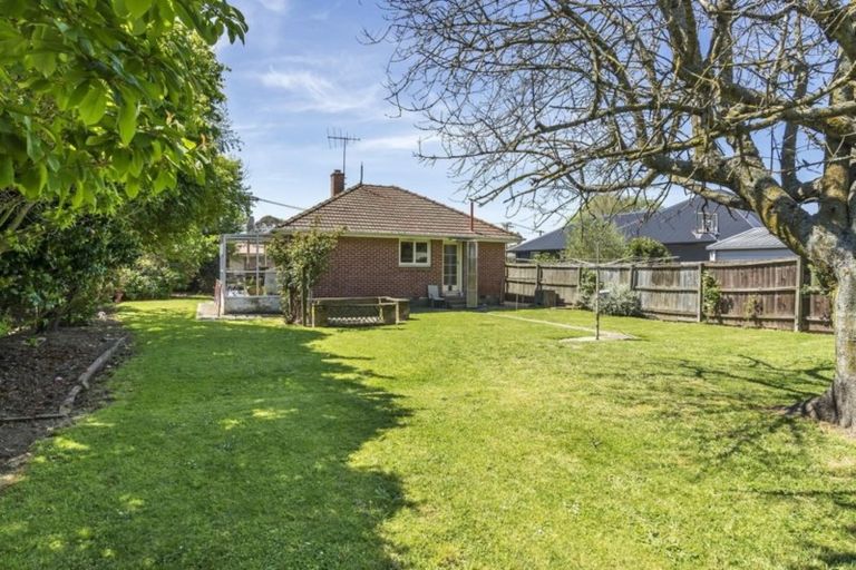 Photo of property in 23 Gregan Crescent, Burnside, Christchurch, 8053