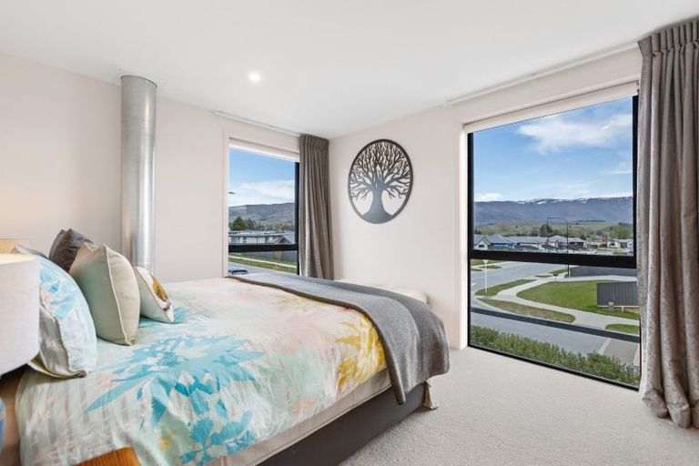 Photo of property in 35 Midlothian Avenue, Cromwell, 9310