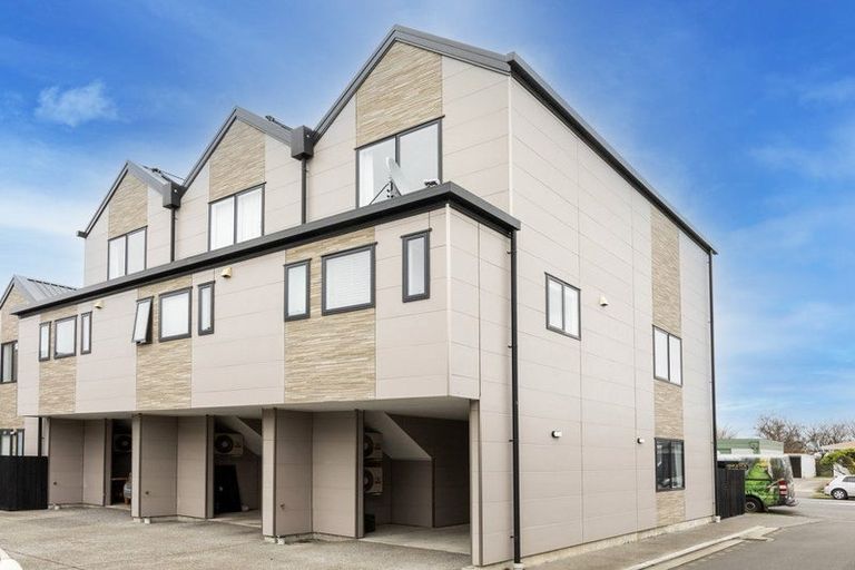 Photo of property in 1/116 Stanmore Road, Linwood, Christchurch, 8011