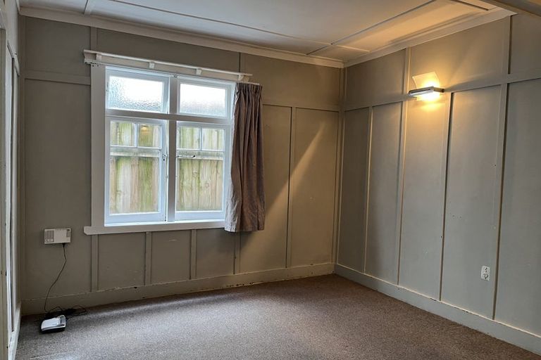 Photo of property in 18 Shoal Bay Road, Devonport, Auckland, 0624