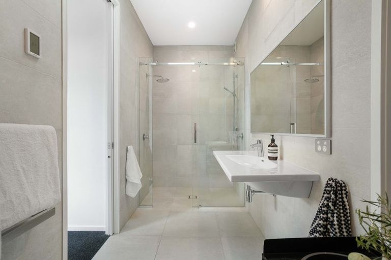 Photo of property in 33 Oceanair Drive, Pauanui, Hikuai, 3579