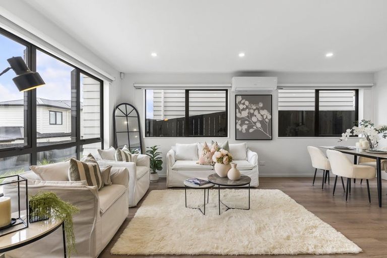 Photo of property in 46b Patons Road, Howick, Auckland, 2014