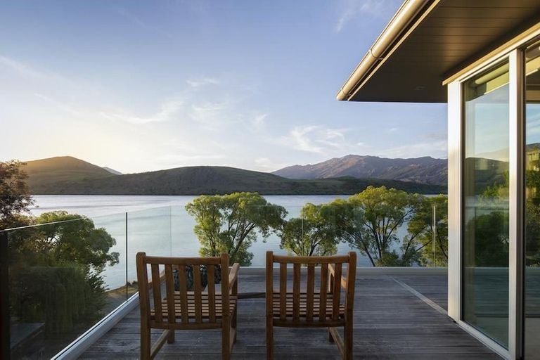 Photo of property in 43 Arrowtn-lke Hayes Road, Lake Hayes, Queenstown, 9371