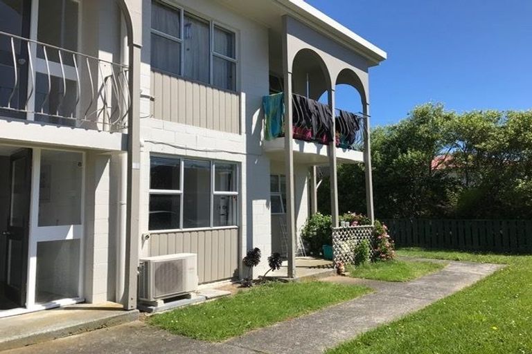 Photo of property in 11u2 Trafalgar Street, Johnsonville, Wellington, 6037
