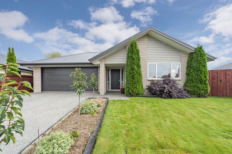 Photo of property in 55 Huntingdon Drive, Rangiora, 7400