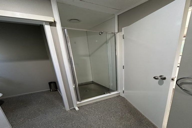 Photo of property in 17 Oakmont Place, Wattle Downs, Auckland, 2103