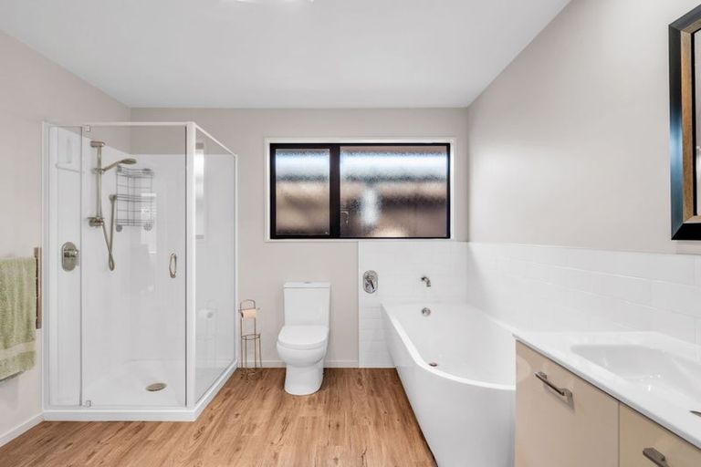 Photo of property in 27 Reserve Road, Waikuku Beach, 7473