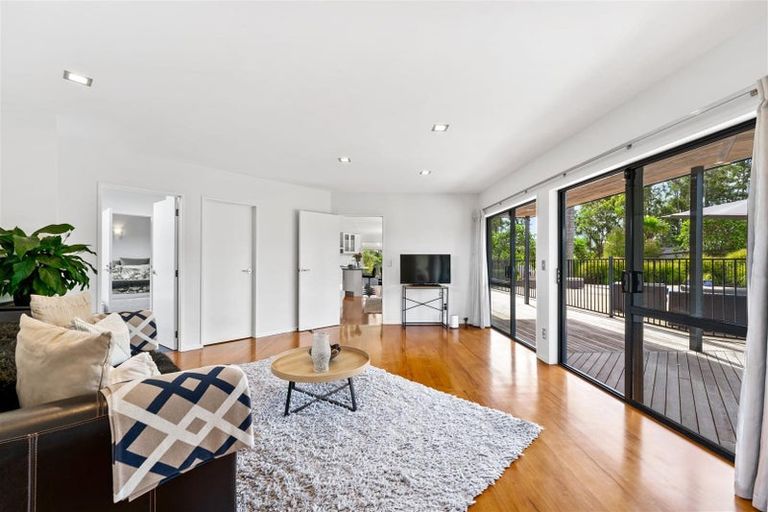Photo of property in 206 Trigg Road, Kumeu, 0891