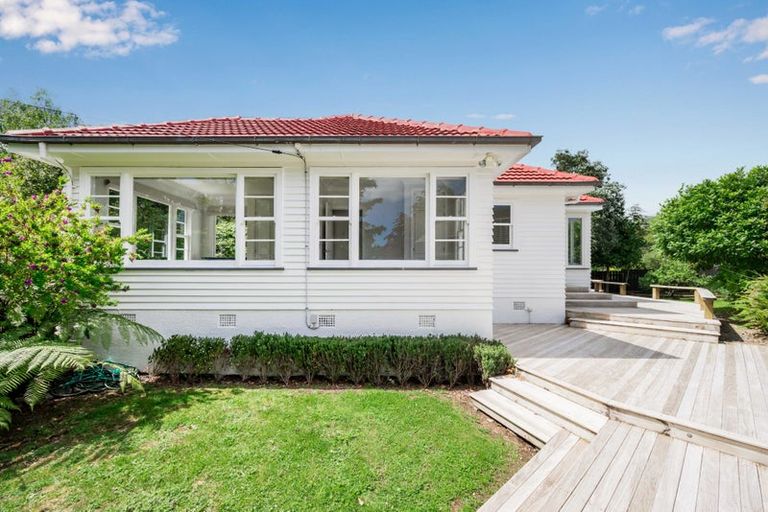 Photo of property in 2 Kohekohe Road, Waikanae, 5036