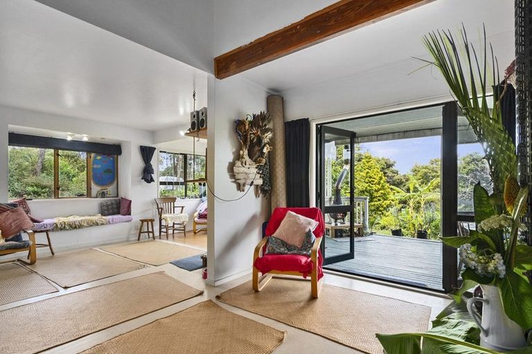 Photo of property in 131 Colwill Road, Massey, Auckland, 0614