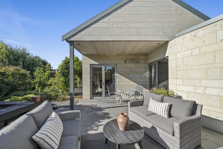 Photo of property in 7 Kotare Street, Fendalton, Christchurch, 8041