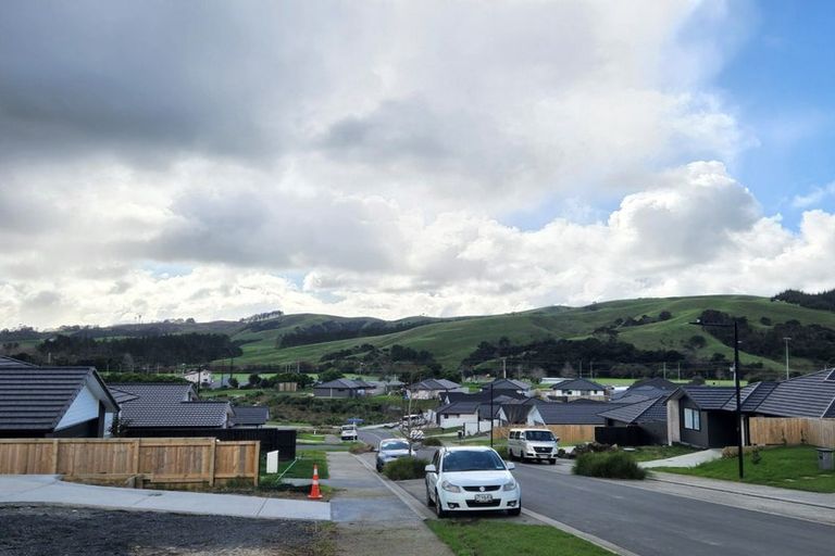 Photo of property in 24 Urumaraki Avenue, Helensville, 0800